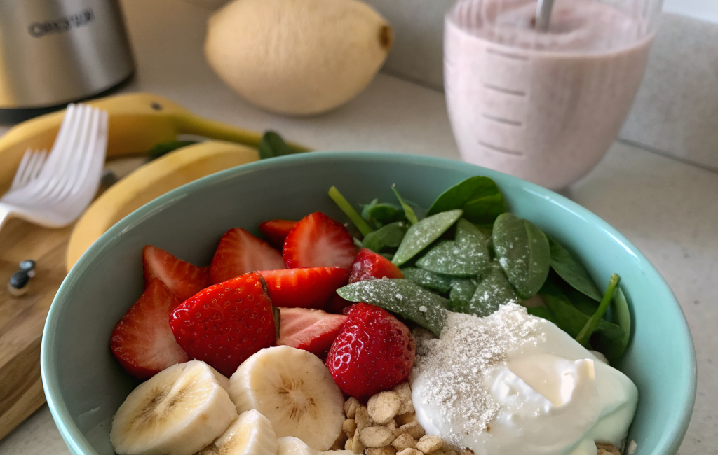 How to Prepare a Quick Breakfast SmoothieIngredients